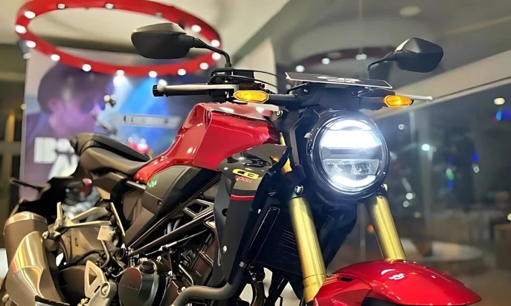 Honda CB300R Bike Launched To Fail Hero, Best In Looks And Features